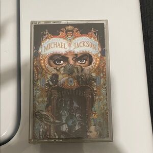 Dangerous Cassette - Multicolor